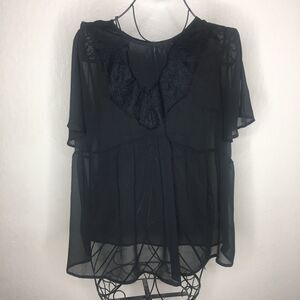 Torrid Back Sheer Short Sleeve Lace Top Torrid Size 00/M-L